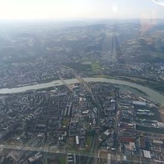Flugwegposition um 16:48:07: Aufgenommen in der Nähe von Linz, Österreich in 1387 Meter